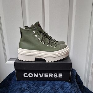 Converse Leather 3M Thinsulate Hi-Top Lugged Platform Shoes In Utility SZ 9 NIB!